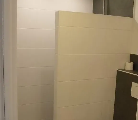 Des Deux Chenes 아파트 *